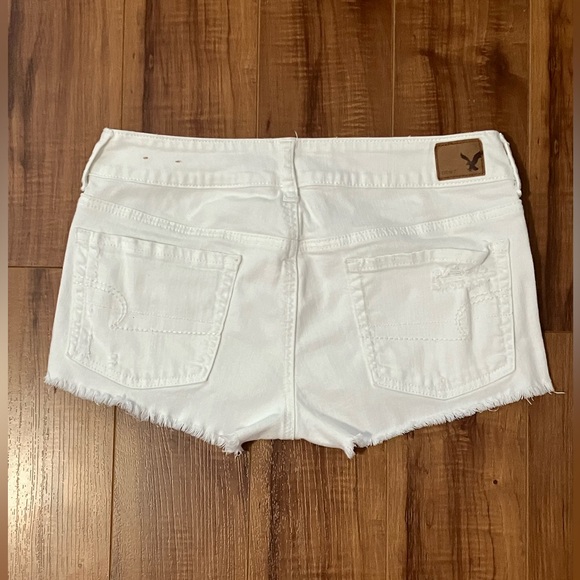 *💜2/20$*American Eagle| White Jean Shorts - Picture 2 of 3